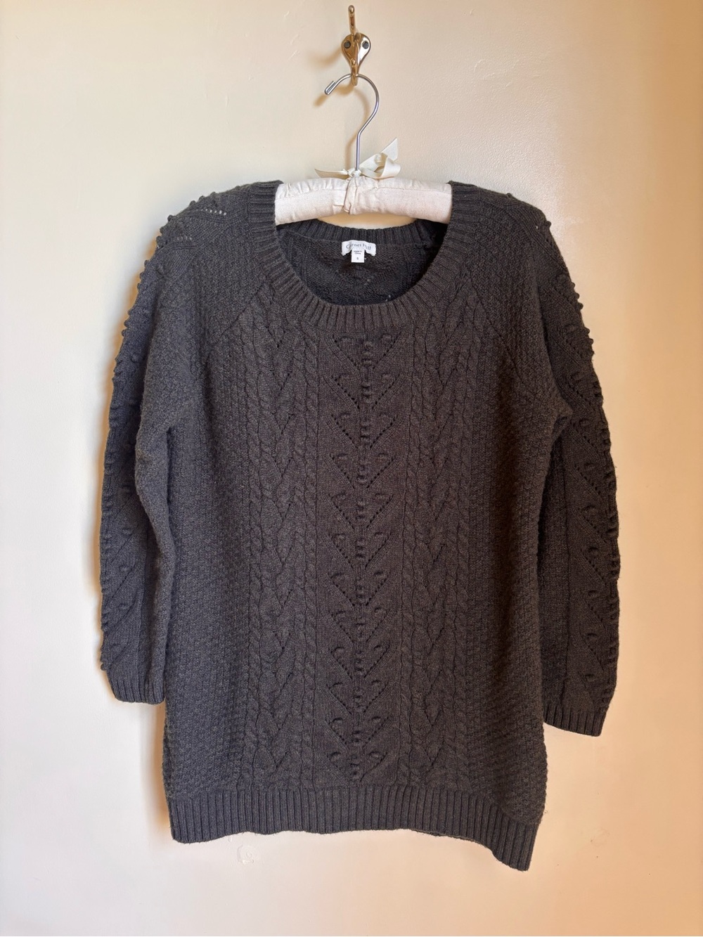 Garnet Hill Classic Cable Knit Women's Sweater 100% Merino Wool Textured Tunic S